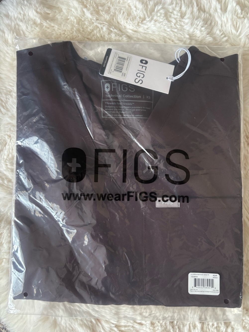 figs ☕️ espresso ☕️ Catarina one pocket scrub top